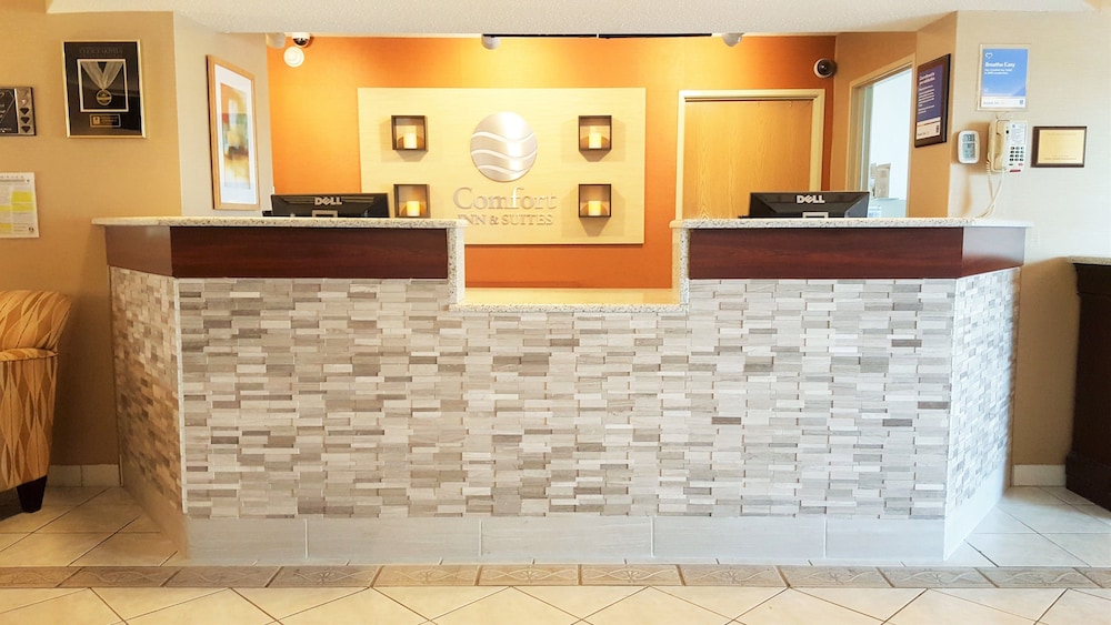 Comfort Inn & Suites Wilkes Barre Arena - photo 6