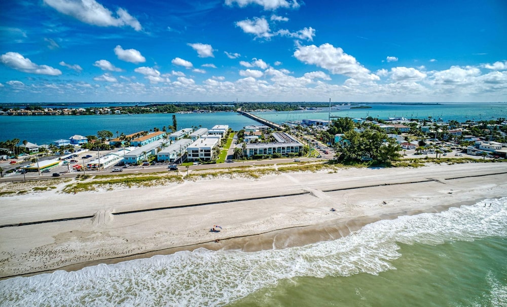 Anna Maria Island Beach Palace - photo 70