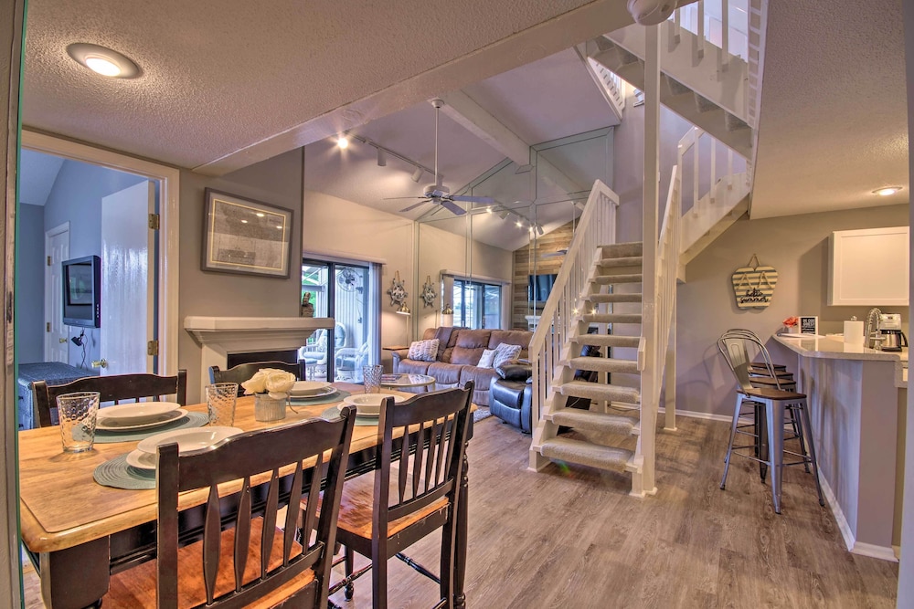 2 Mi to Margaritaville Resort Lake View Retreat - photo 4