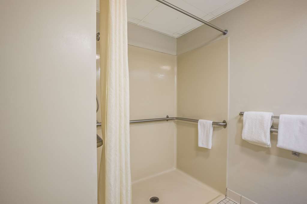 Clarion Pointe Sevierville Pigeon Forge - photo 28