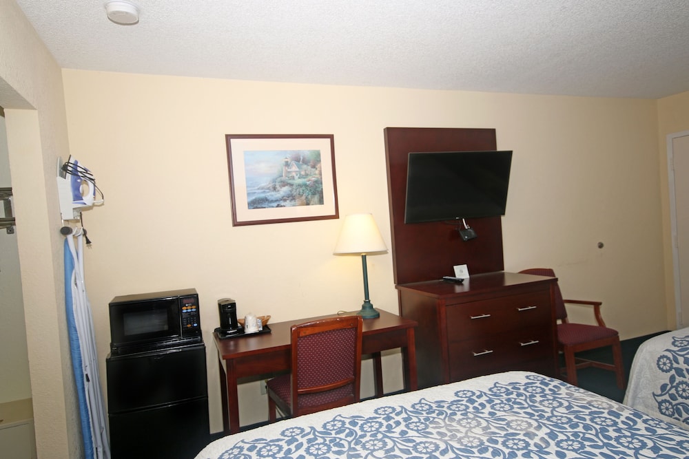 Hamilton Inn Jonesville NC - photo 19