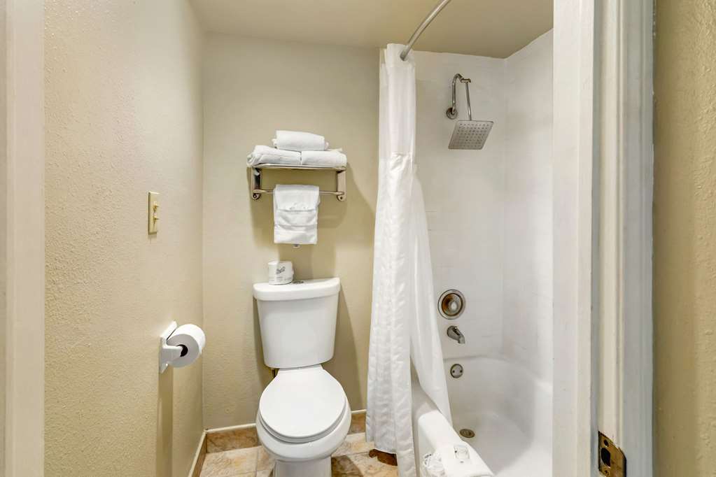 Quality Inn & Suites El Cajon San Diego East - photo 15