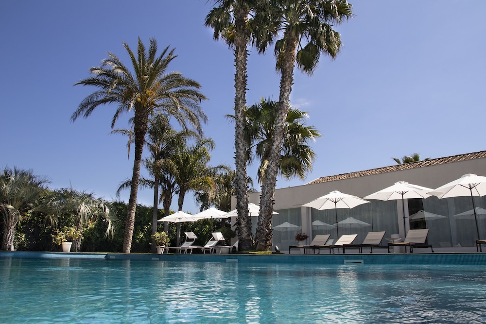 Villa Carlino House — 4-Star Luxury Hotel in Mascali, Italy