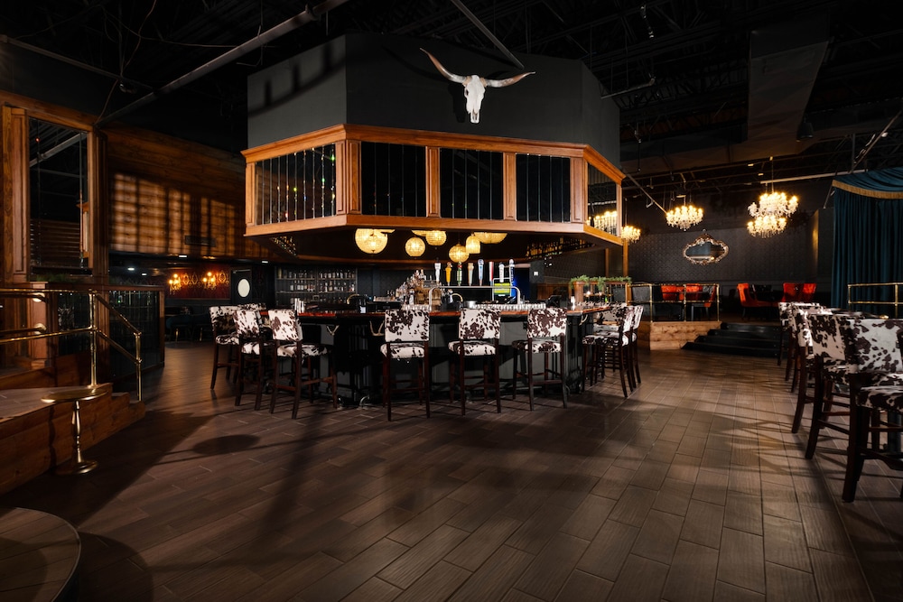 The Westerner Extended Stay - photo 47