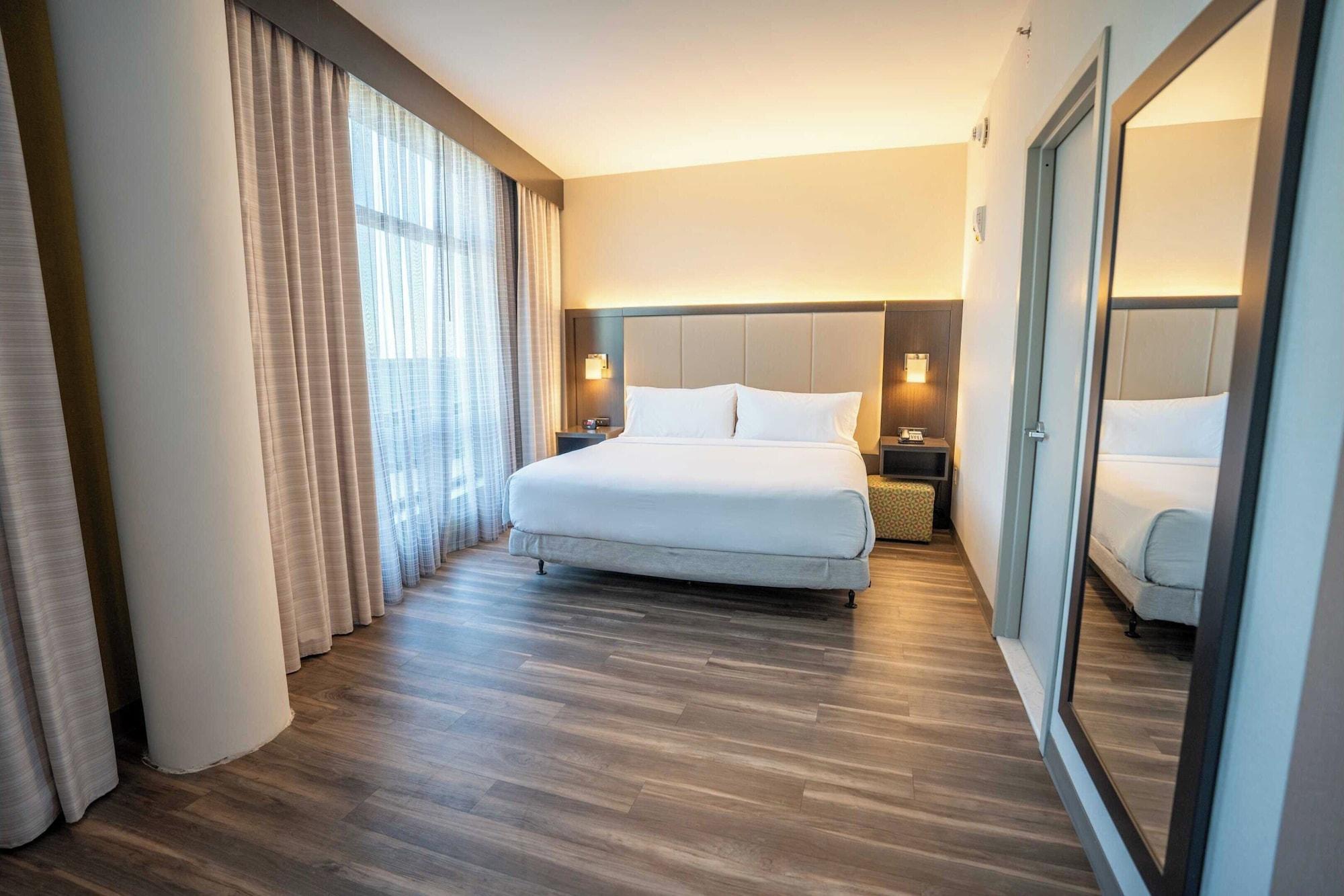 Holiday Inn Express Long Island City E New York by IHG - photo 22