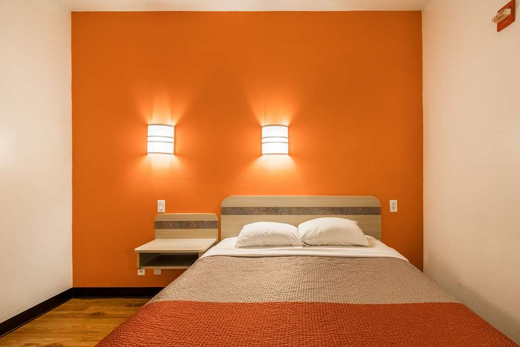 Motel 6 Newport TN - photo 9