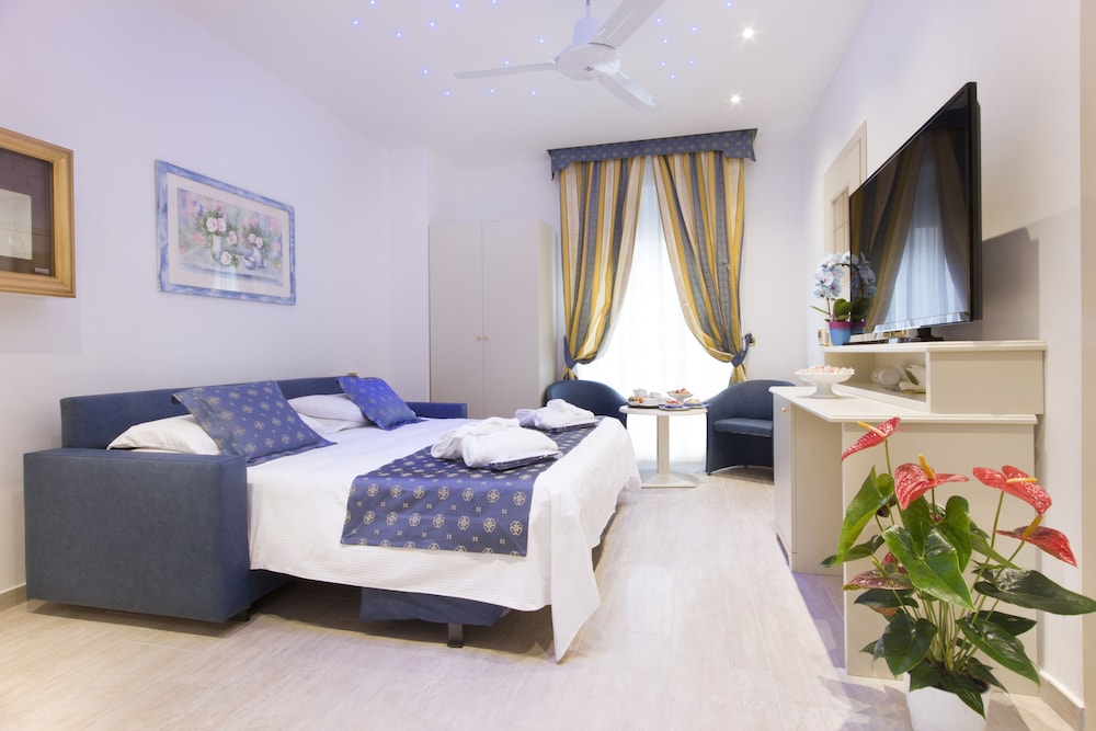 Hotel Ristorante Toscana in Alassio, Italy