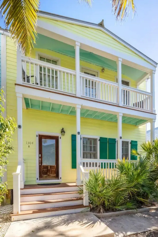Atlantic Cabana Monthly Rental — 4-Star Luxury Hotel in Key West, United States