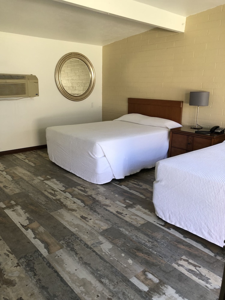 CCBC Resort Hotel A Gay Men's Resort - photo 29