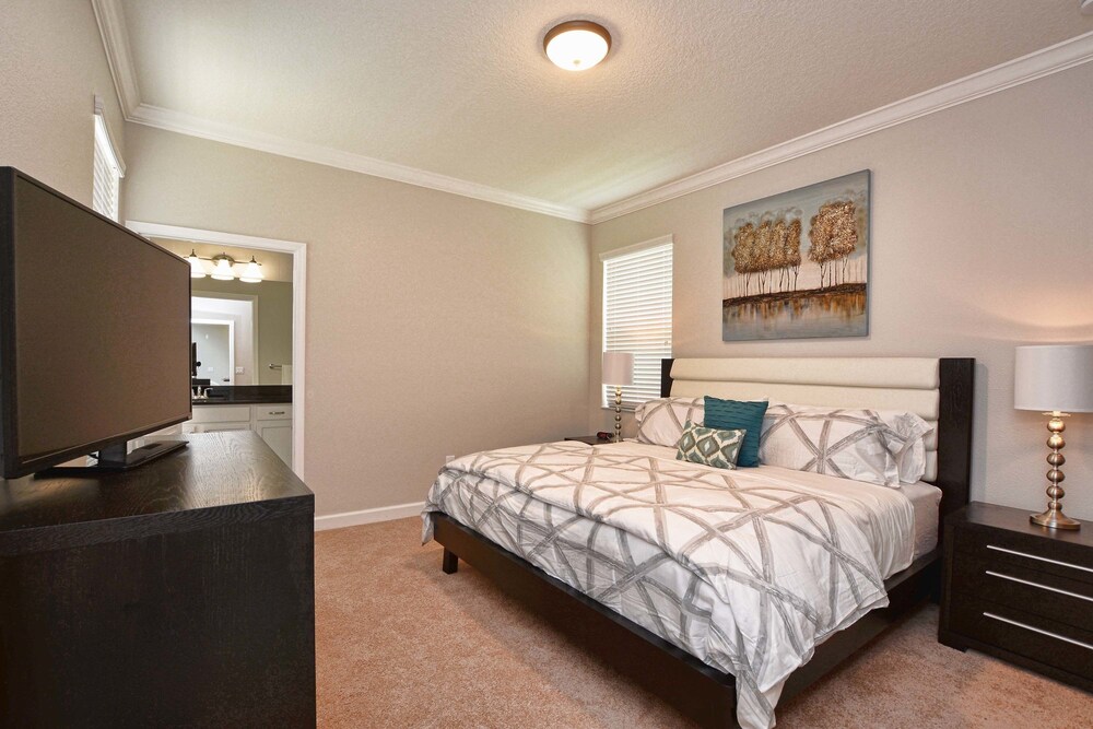 Ohana at Paradise Palms: Resort Townhome W Pool 5 Bedroom Townhouse - photo 34