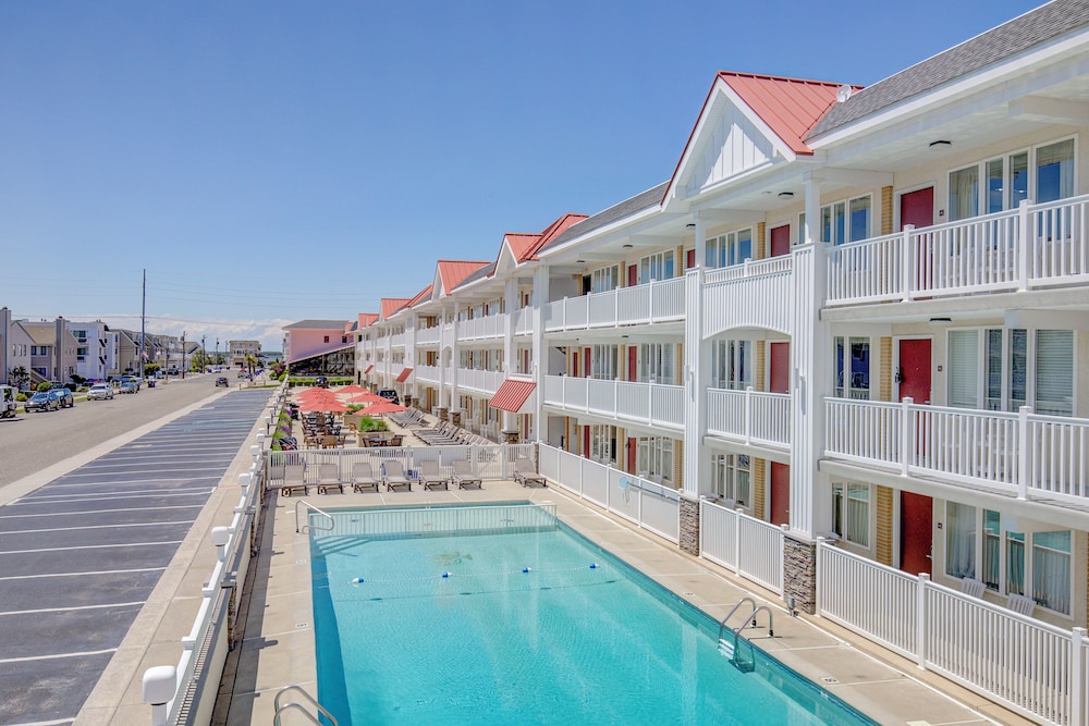 Desert Sand Resort — hotel in Avalon