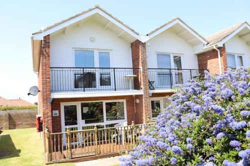 Corton Retreats At Waterside Park in Lowestoft, United Kingdom