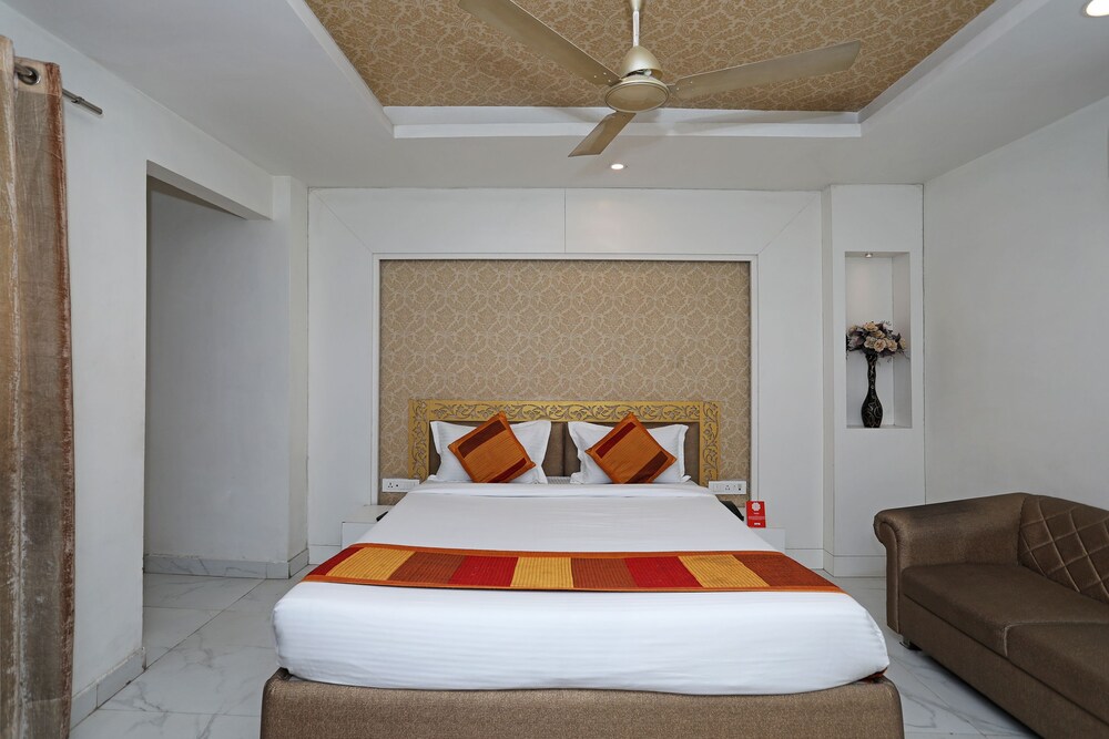 Oyo 10277 Hotel Delux Golden — Ajmer