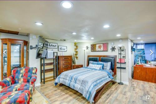 Adorable Spacious Apt with Private entrance — 4-Star Luxury Hotel in Dallas, United States