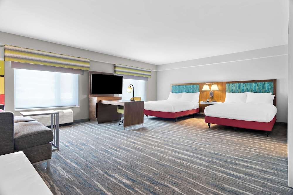 Hampton Inn & Suites by Hilton Chicago Medical District UIC - photo 20