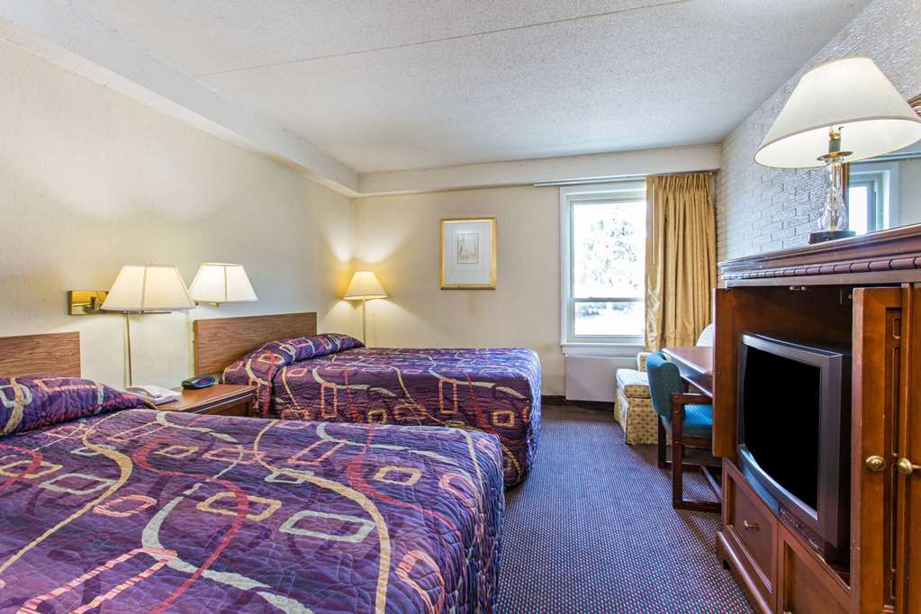 Days Inn by Wyndham Manassas Battlefield - photo 16