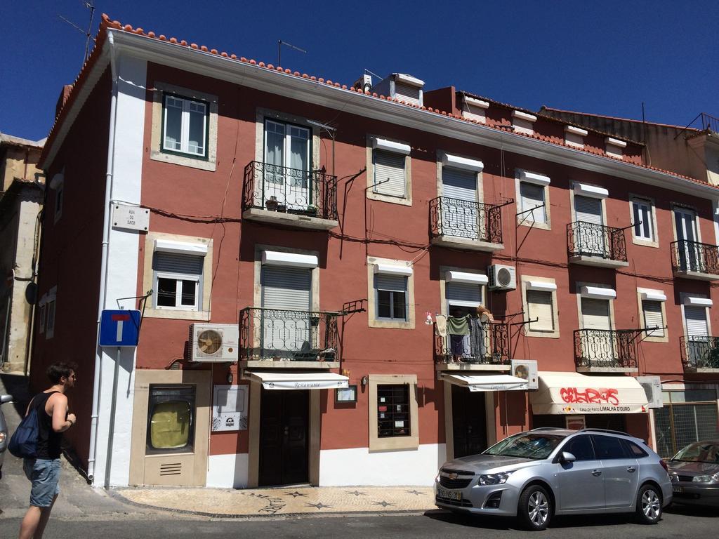 Apartamento Mártires da Pátria — 4-Star Luxury Hotel in Lisbon, Portugal