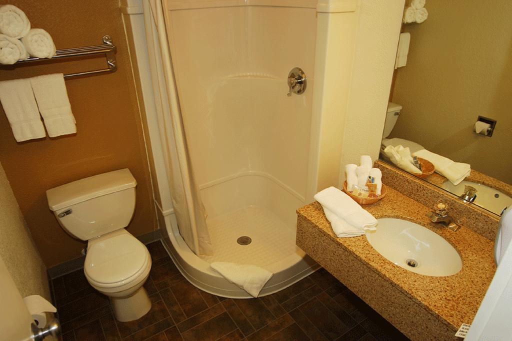 Affordable Inn Denver West - photo 12