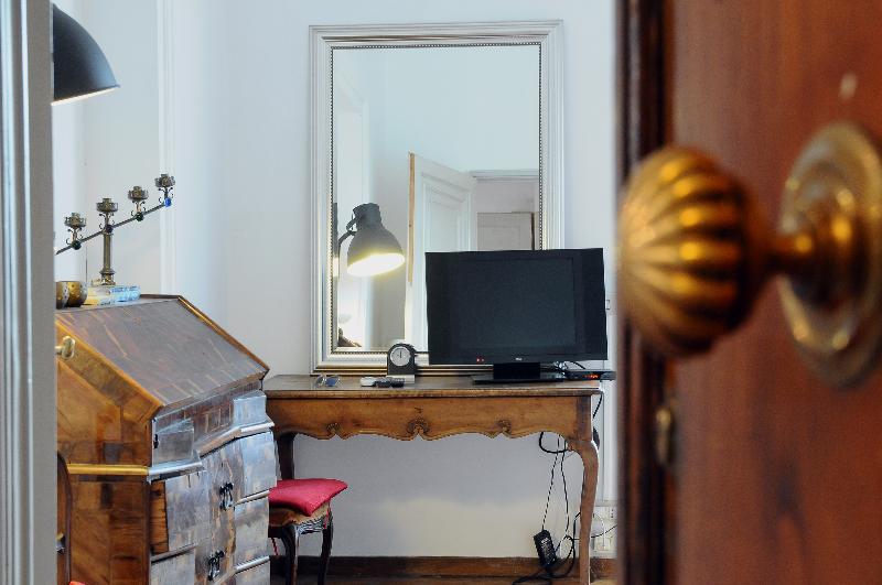 Hemeras Boutique House Lungarno Terrace