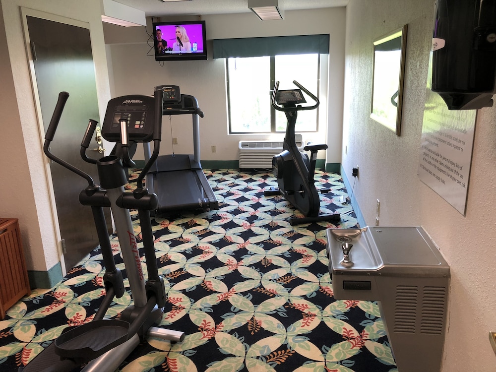 Country Inn & Suites by Radisson Murrells Inlet SC - photo 28