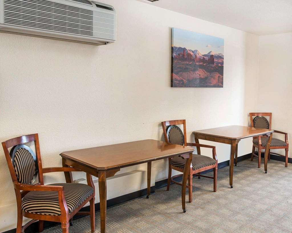 Rodeway Inn Greeley - photo 27