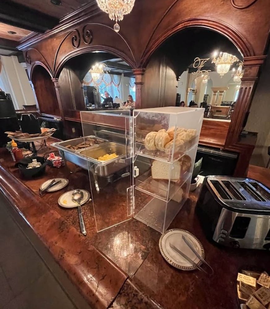 Bposhtels Tampa - photo 27