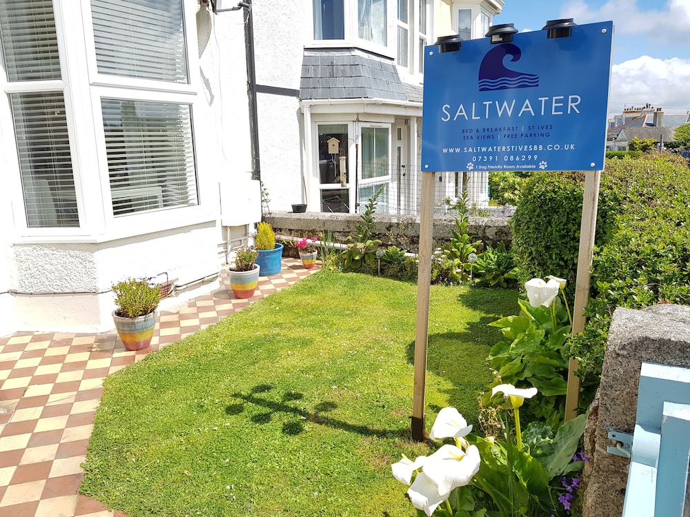 Saltwater — 4-Star Luxury Hotel in St Ives, United Kingdom