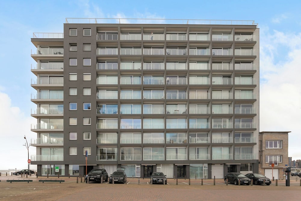 Flat in Blankenberge Near the Beach Pier — 4-Star Luxury Hotel in Blankenberge, Belgium