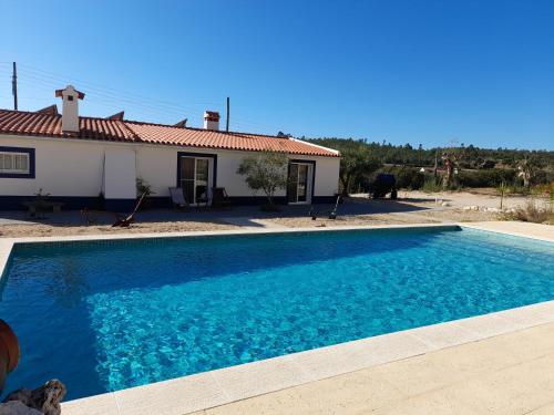 Monte das Rolas A Serenidade mora Aqui in Unknown City, Portugal