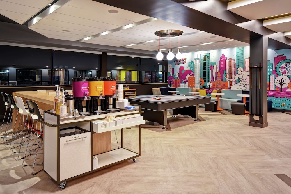 Tru by Hilton Sterling Heights Detroit - photo 4