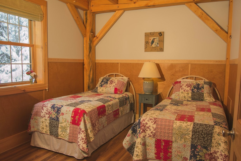 Robert Frost Mountain Cabins - photo 37