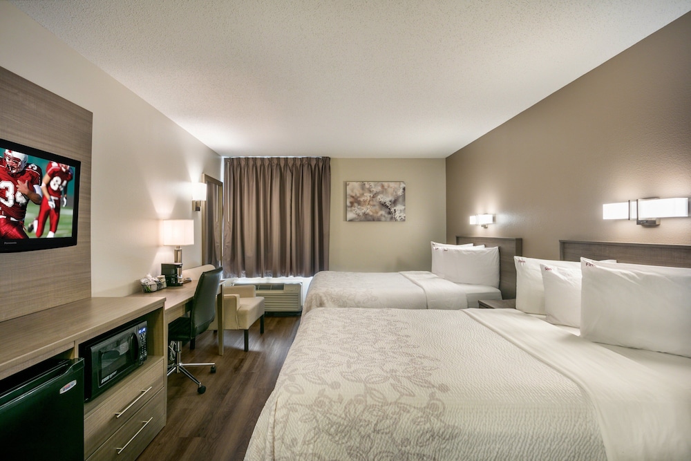 Red Roof Inn PLUS Boston Logan - photo 24