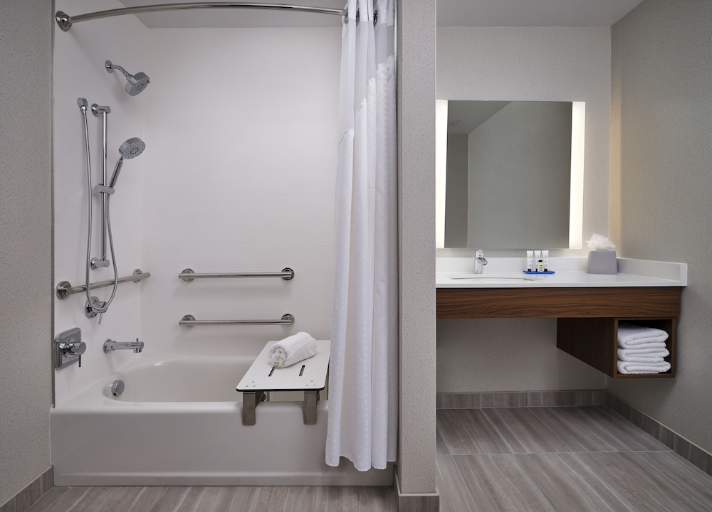 Holiday Inn Express & Suites Lockport by IHG - photo 14