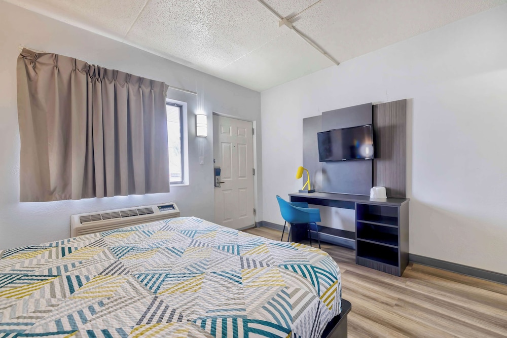 Motel 6 Villa Park IL Chicago West - photo 8