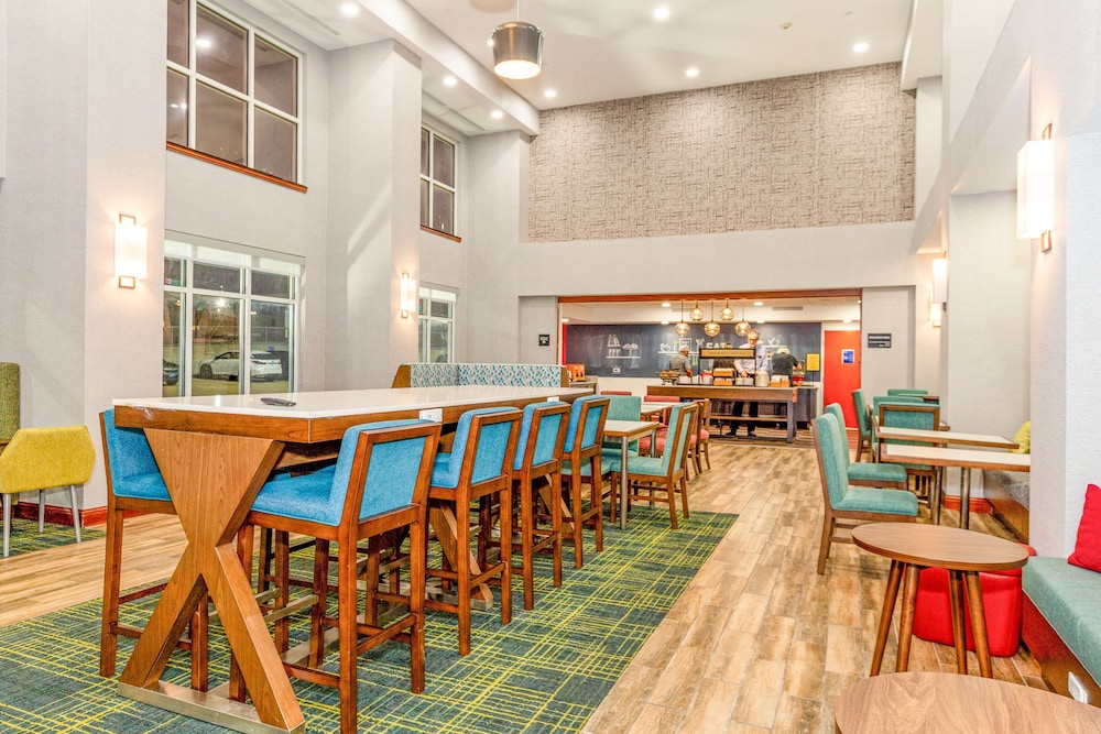 Hampton Inn & Suites Fort Worth West I 30 - photo 16