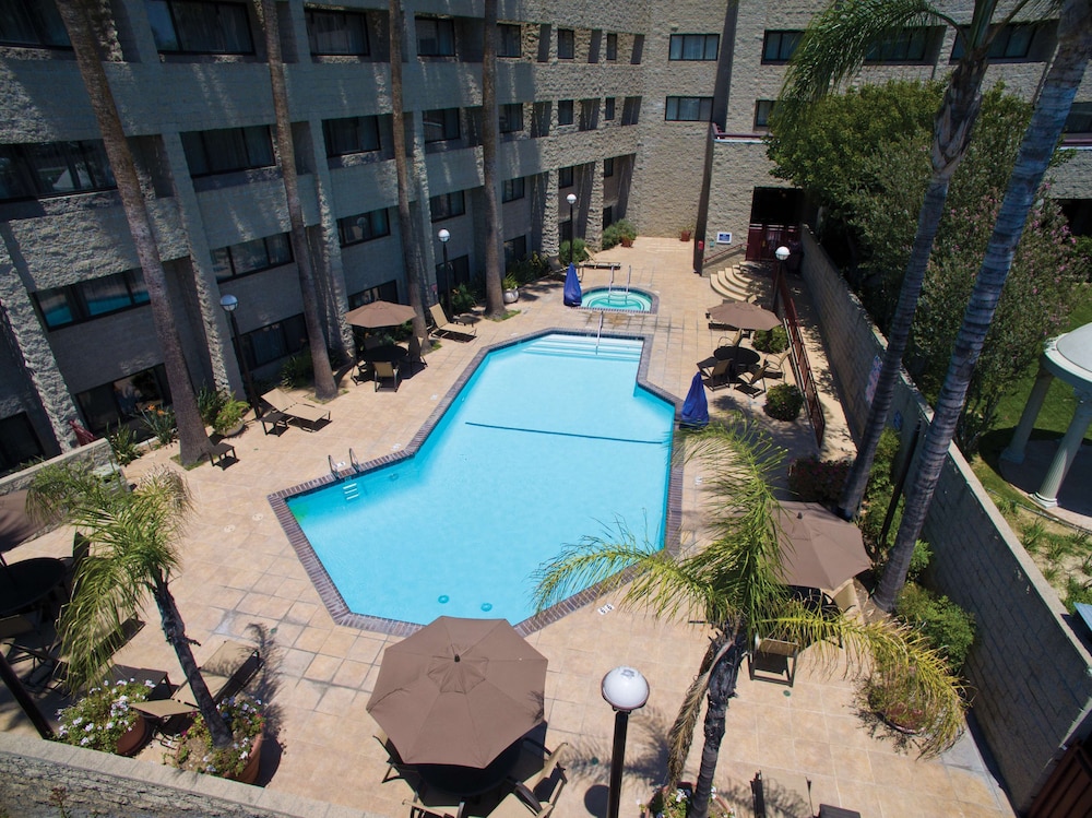 DoubleTree by Hilton Los Angeles Rosemead - photo 44