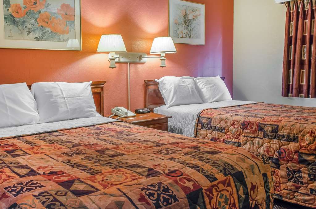 Rodeway Inn Allentown South - photo 20