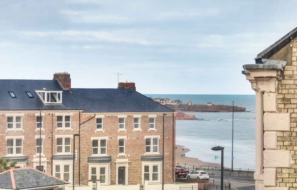 Percy Apartments By Week2Week — 4-Star Luxury Hotel in North Shields, United Kingdom