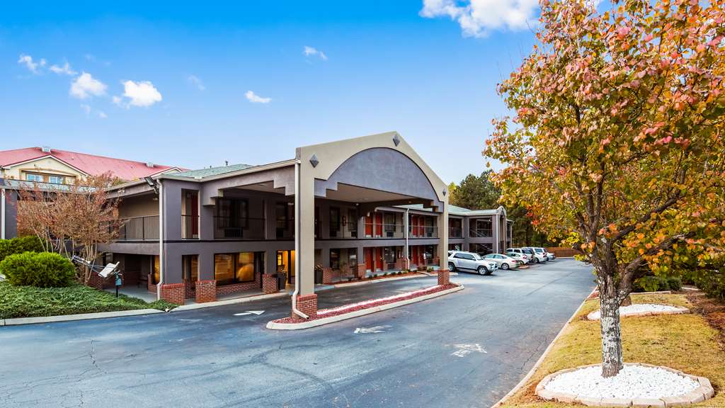 Best Western Shenandoah Inn - photo 20