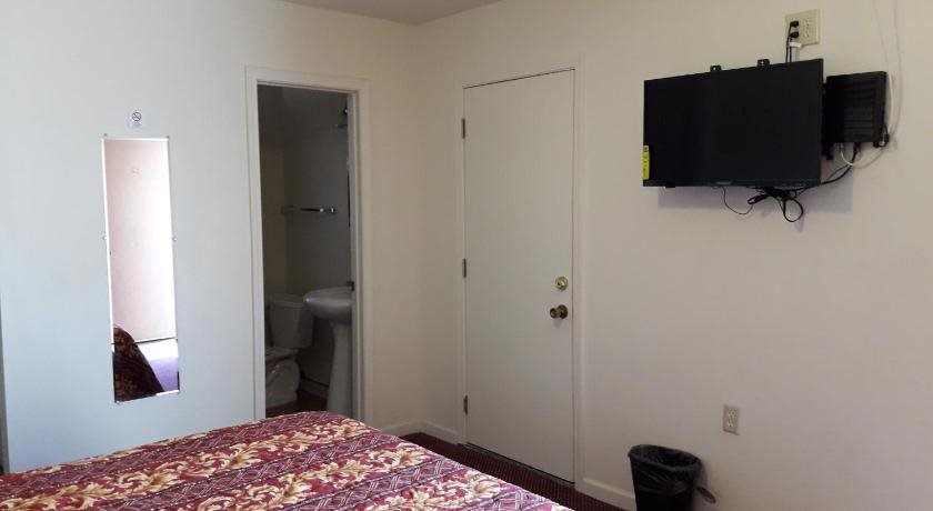 World Motel — hotel in Lynwood