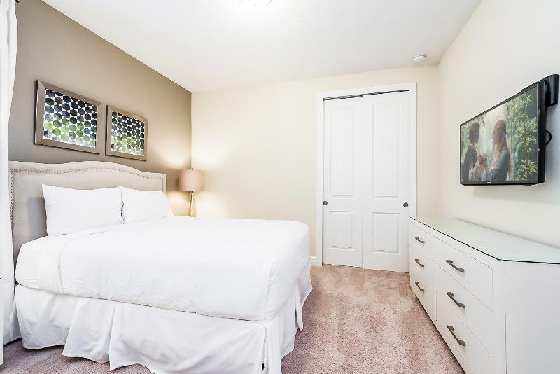 Encore Resort Vacation Homes & Waterpark - photo 28