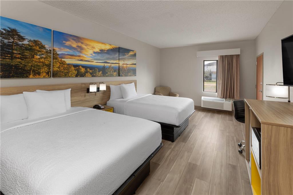 Days Inn by Wyndham Tulsa Central - photo 21