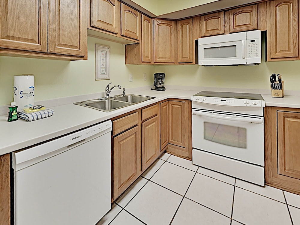 Regency Towers by Southern Vacation Rentals - photo 164