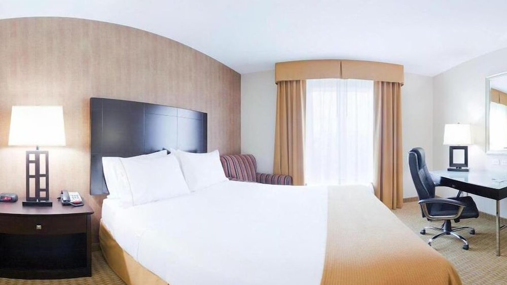 Holiday Inn Express Hotel & Suites Lebanon by IHG - photo 12