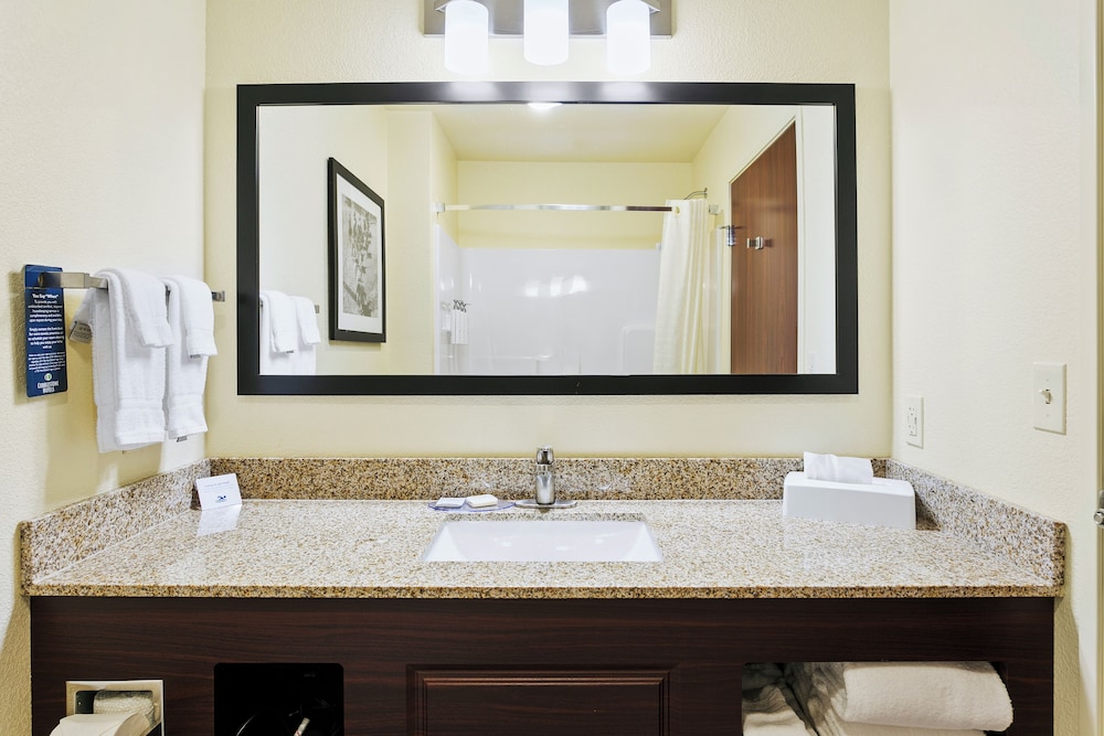Cobblestone Hotel & Suites Wickenburg - photo 39