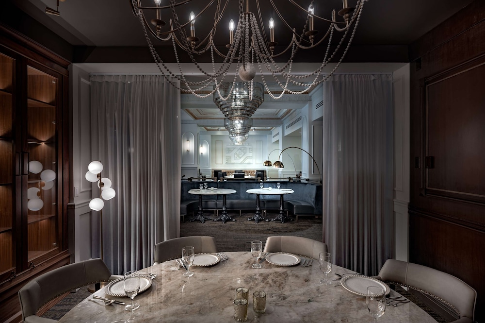 Hotel Fort Des Moines Curio Collection by Hilton - photo 109