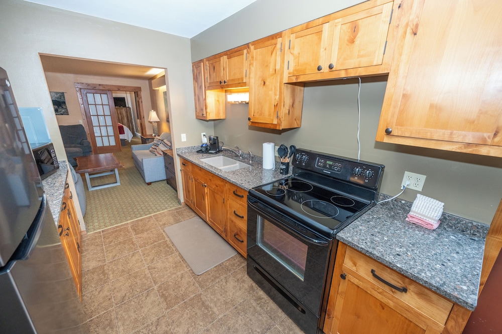 Silver Moon Inn - photo 109