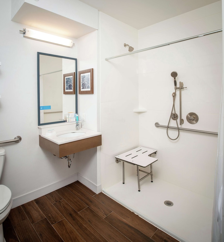 Hampton Inn & Suites Binghamton Vestal - photo 19