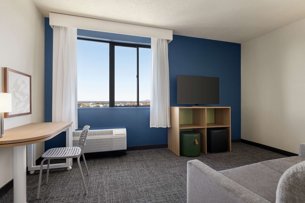 Spark by Hilton Germantown Washington DC North - photo 22
