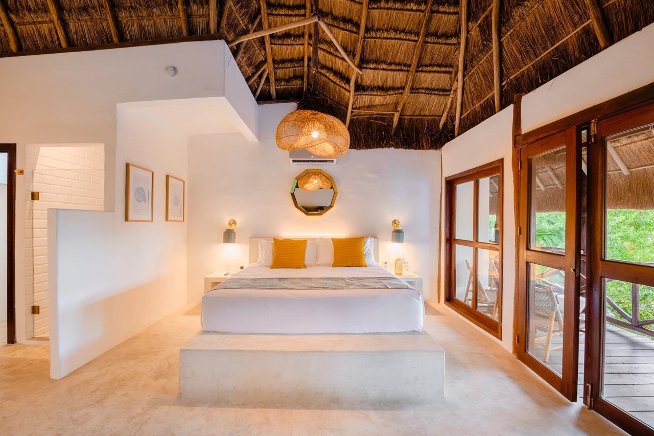 Azulea Bacalar Hotel & Spa Lagoon Front